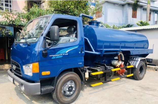 xe hút bể phốt