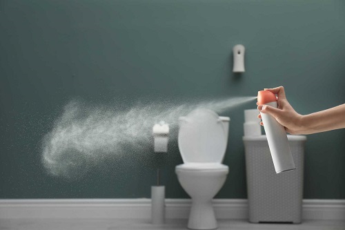 Khử sạch mùi hôi trong nhà vệ sinh 